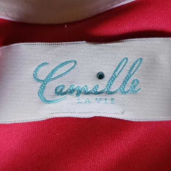 Pretty in Pink Off the shoulder Dress. SIZE: 6 COLOR: Pink - Picture 4 of 8